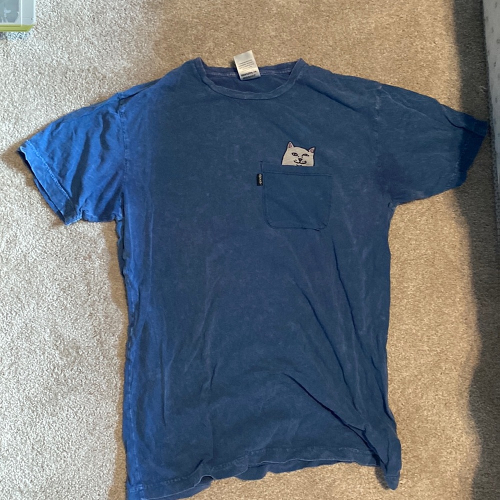Blue ripndip cat shirt